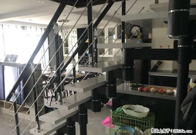 西北路 SOHO新时代188平4室精装复式楼 适合办公美容室 - 房屋出租 - 房屋租售 - 乌鲁木齐分类信息 - 乌鲁木齐28生活网 xj.28life.com