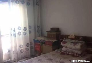 红+月西一区3楼 2室一厅 拧包入住 2000包暖气物业 - 乌鲁木齐28生活网 xj.28life.com