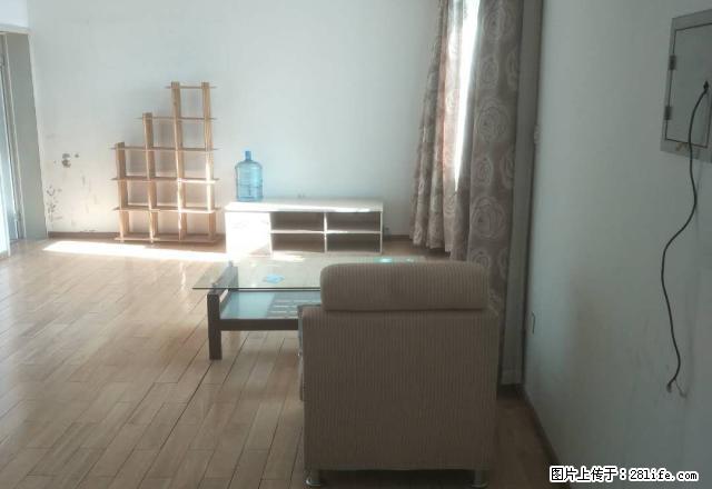 南湖市政府斜对面 电梯房 两个卫生间 三个卧室 自带家具者先 - 房屋出租 - 房屋租售 - 乌鲁木齐分类信息 - 乌鲁木齐28生活网 xj.28life.com