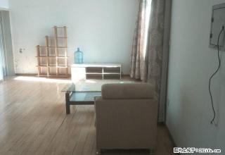 南湖市政府斜对面 电梯房 两个卫生间 三个卧室 自带家具者先 - 乌鲁木齐28生活网 xj.28life.com