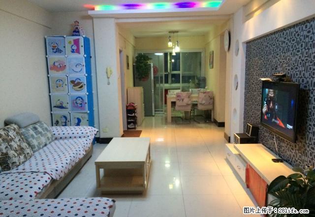 随时看!长春路友好旁蓝调一品 精装包暖气物业 押一付三 - 房屋出租 - 房屋租售 - 乌鲁木齐分类信息 - 乌鲁木齐28生活网 xj.28life.com